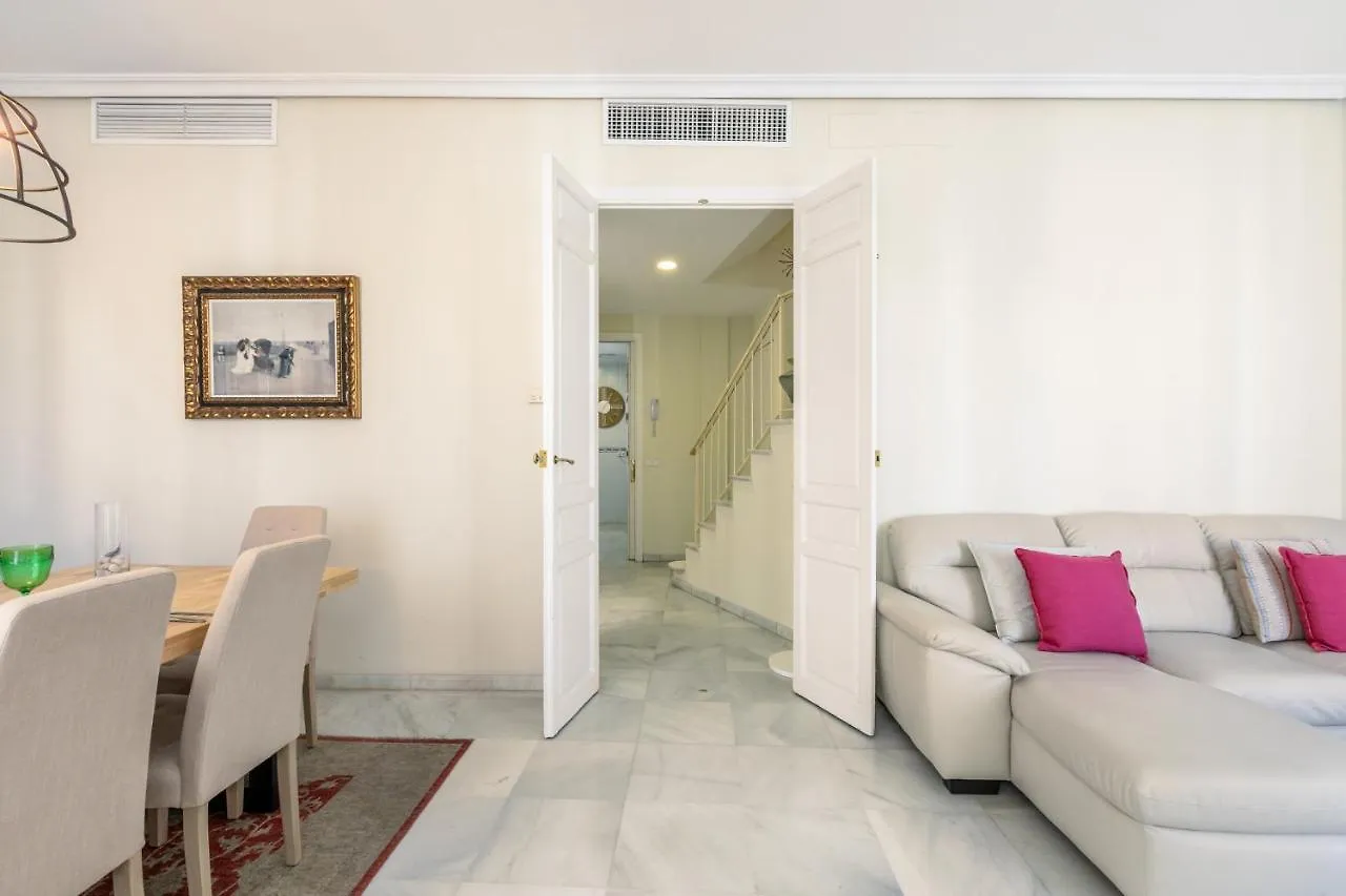 San Pablo Premium Suites Seville Apartment